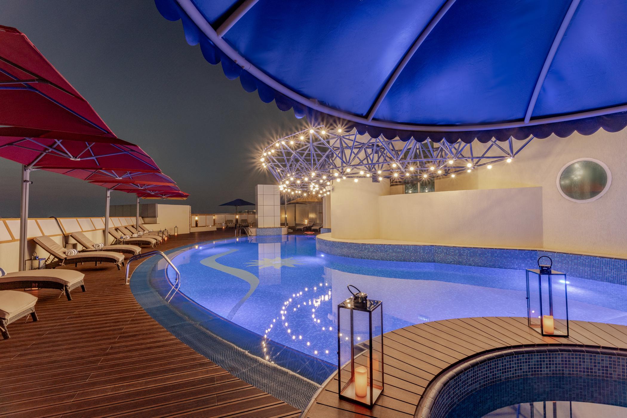 Leva Hotel Mazaya Centre Dubai Exterior foto