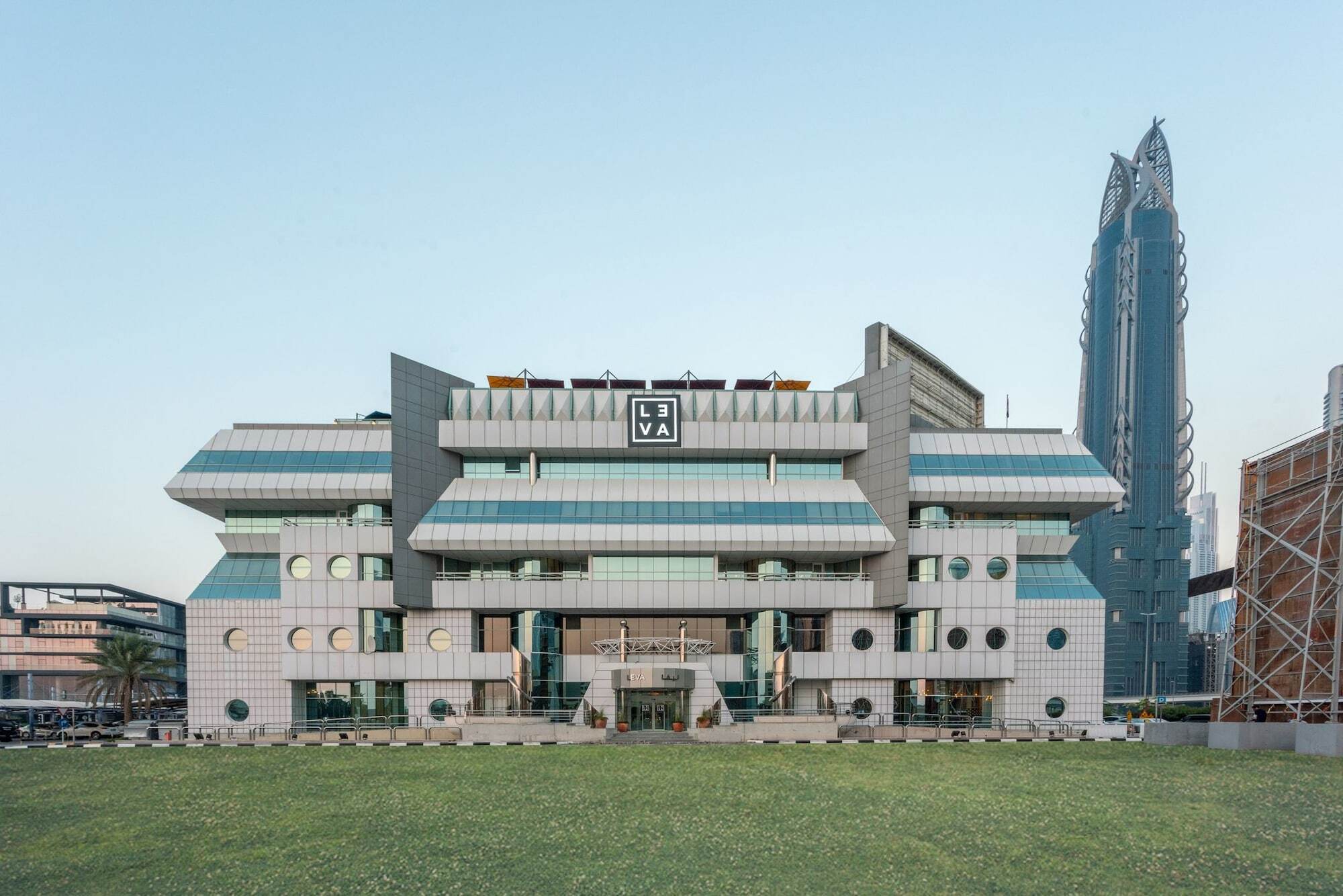 Leva Hotel Mazaya Centre Dubai Exterior foto